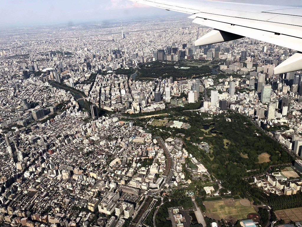 JAL630便から赤坂離宮と皇居