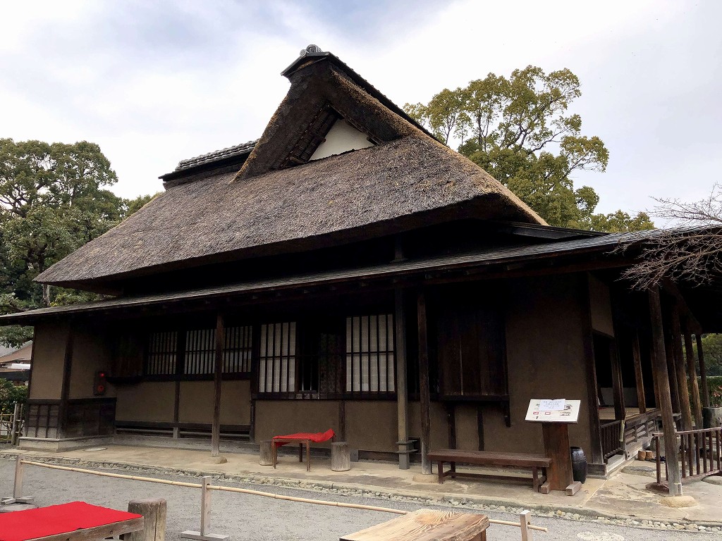 水前寺成趣園の古今伝授の間の外観3