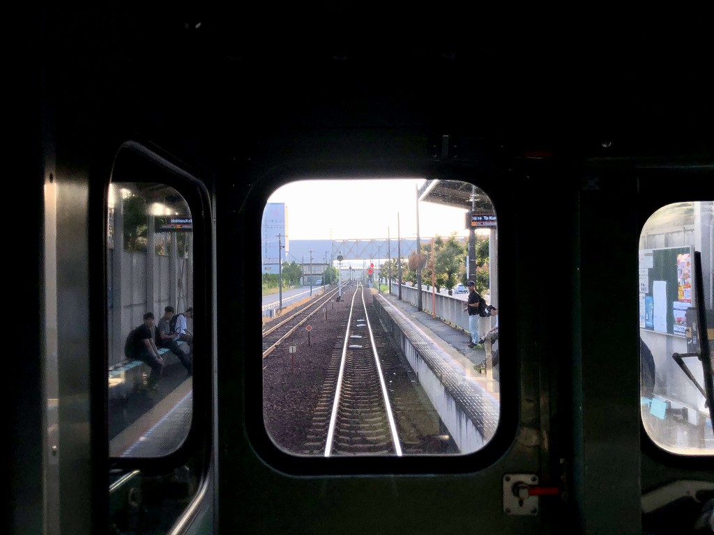 水島臨海鉄道終着の三菱自工前に到着