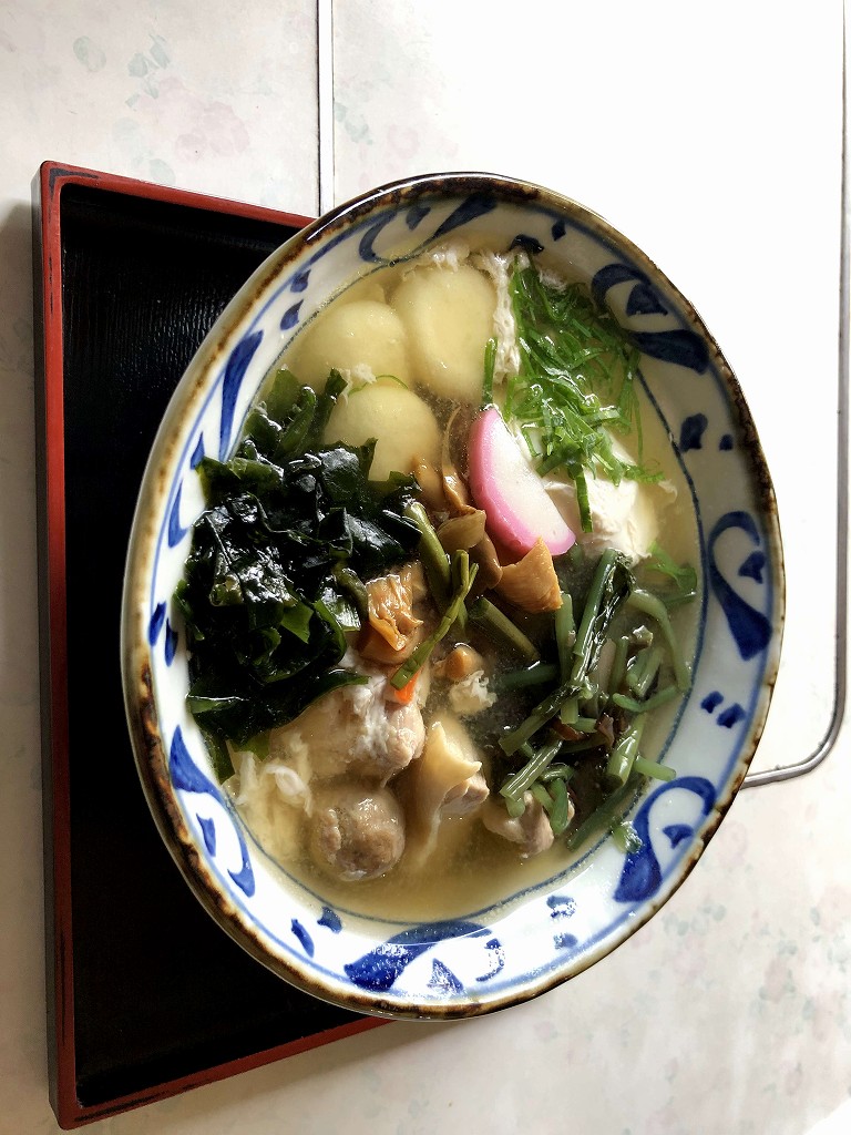 「お食事処 桃太郎」の桃太郎うどん