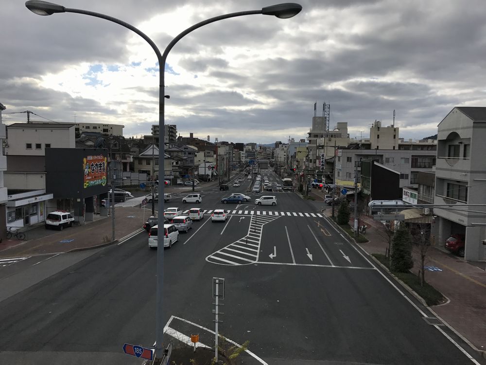 本通7丁目の歩道橋2
