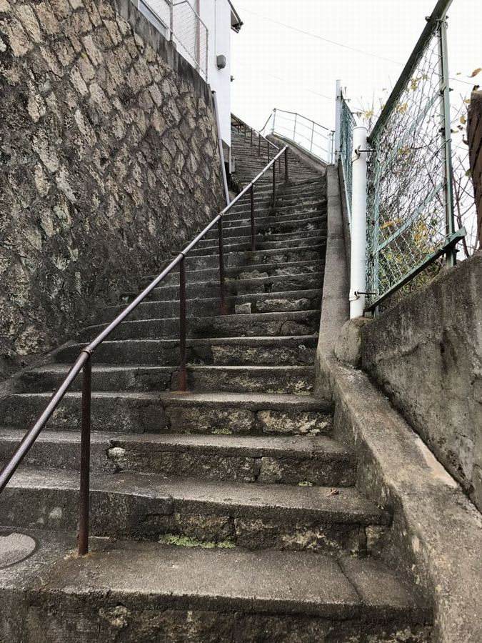 両城の200階段1