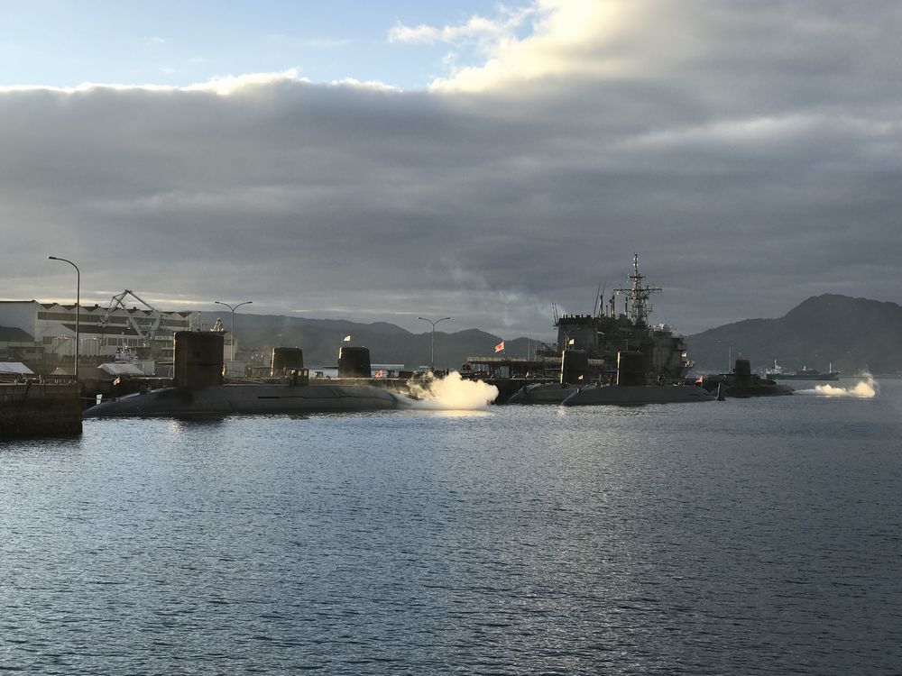 海上自衛隊呉基地の潜水艦・護衛艦3