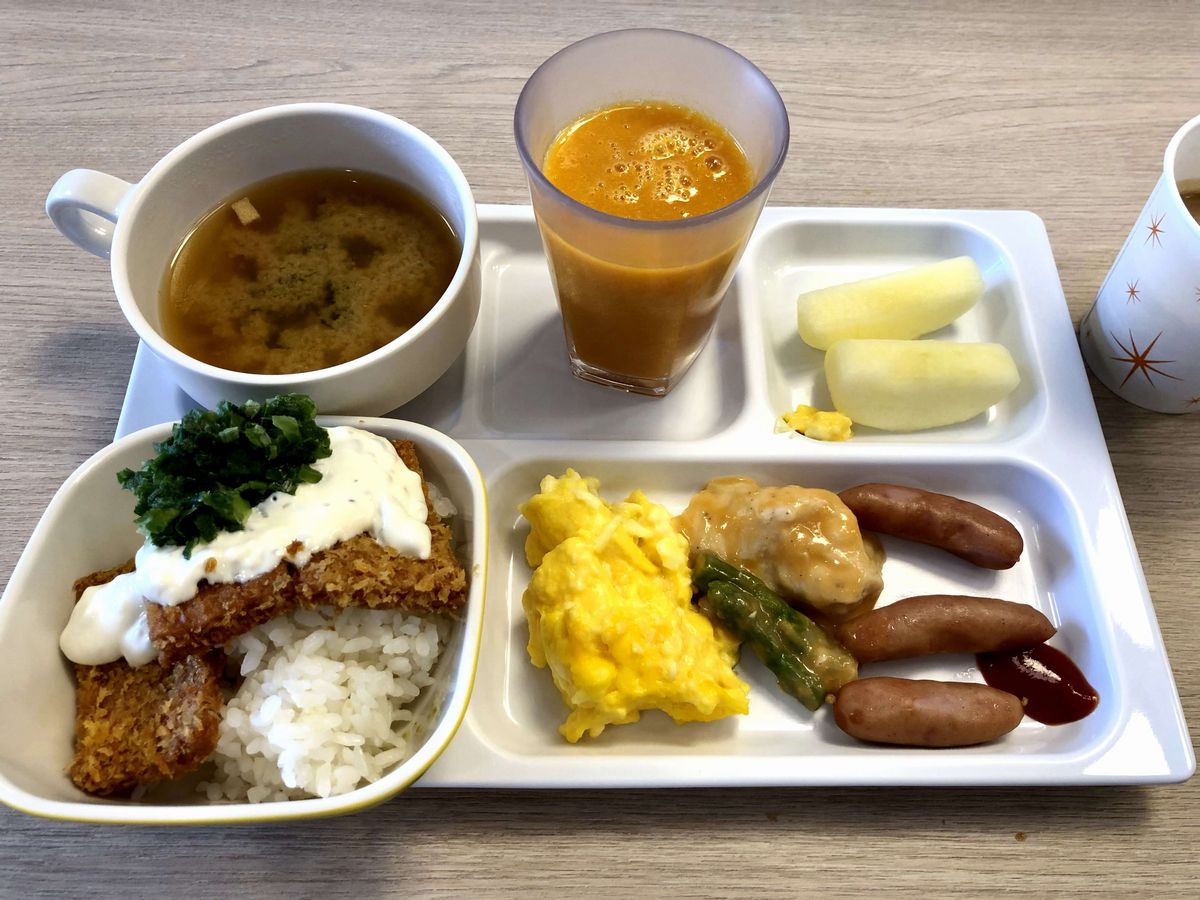 呉のコンフォートホテルの無料朝食1