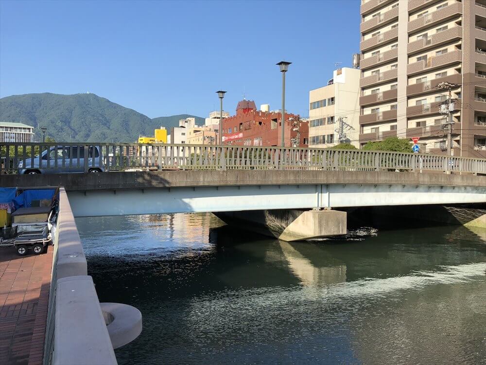 呉市の小春橋1