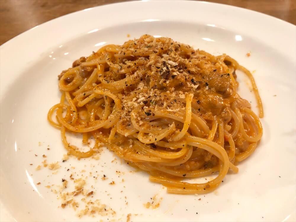 エスト ディ ズッパの道内産生ウニのトマトクリームスパゲティ