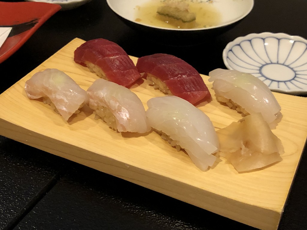 那覇の「かわじ」の鮨