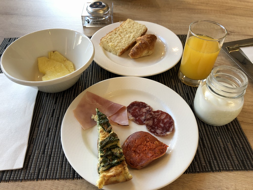 ACホテル・シウタット・デ・パルマの朝食4