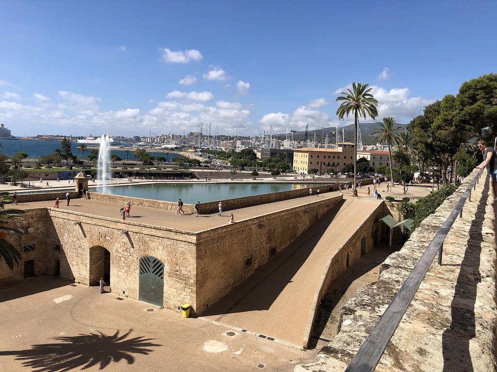 マヨルカ大聖堂から港の眺め4