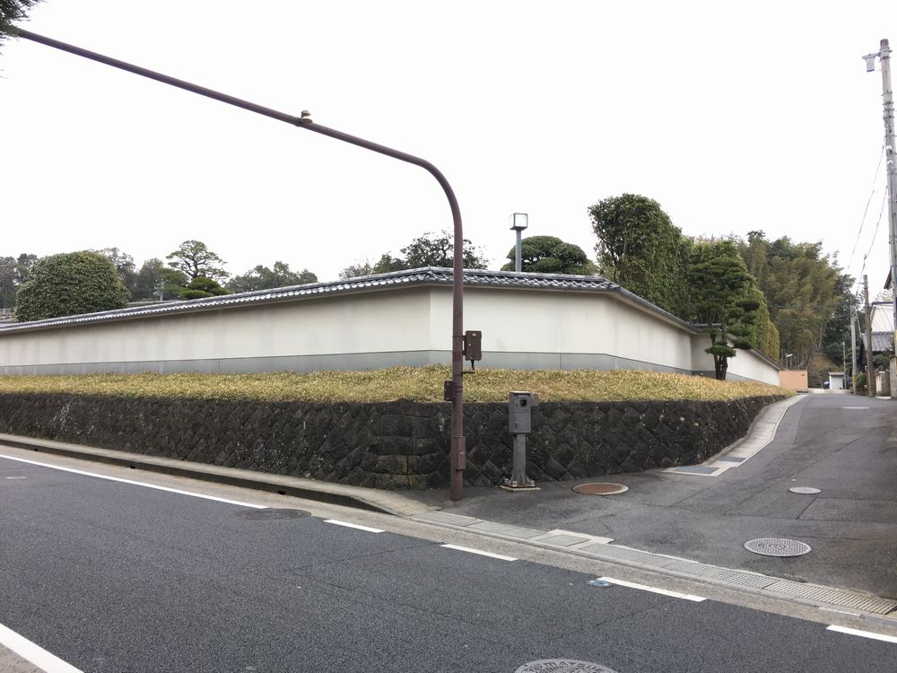 島根県知事公舎の壁