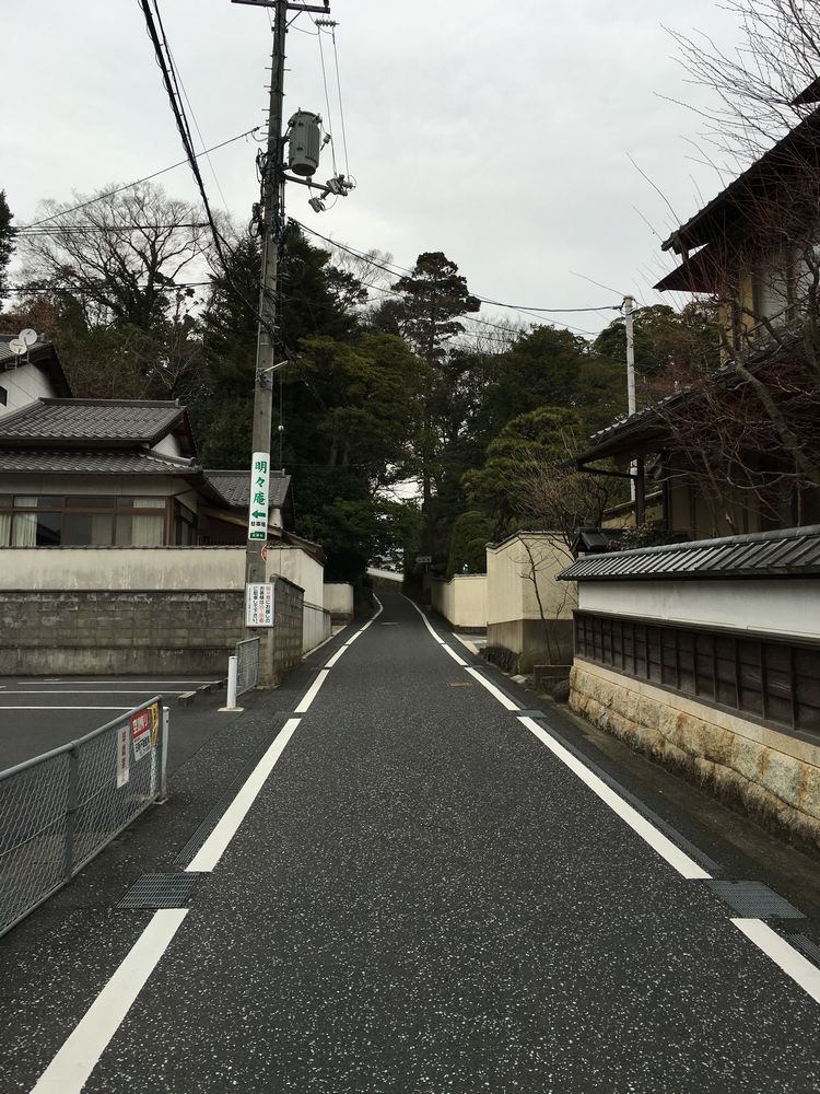 松江の赤山の坂道