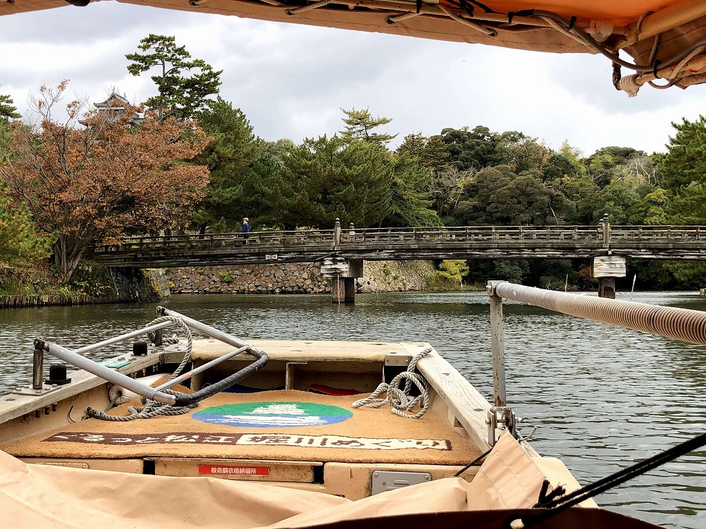 堀川遊覧船で宇賀橋