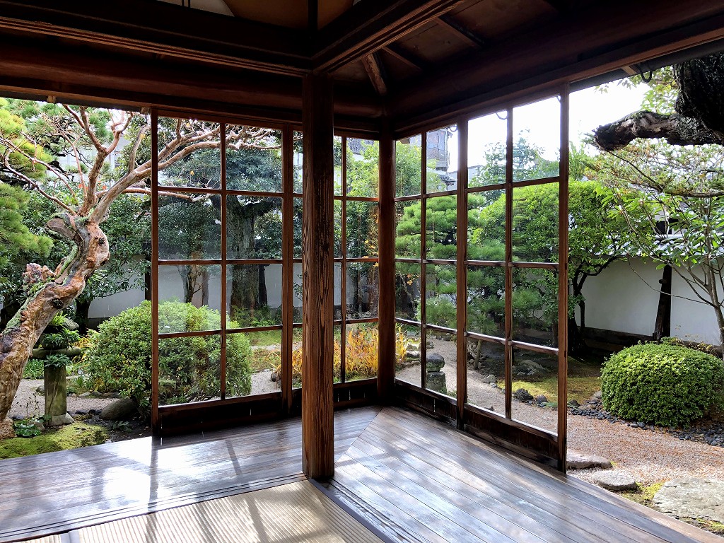 小泉八雲旧居の内部1