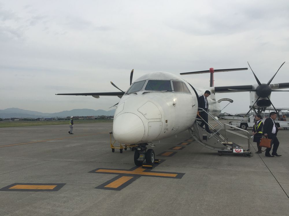 JAC3601松山空港到着画像