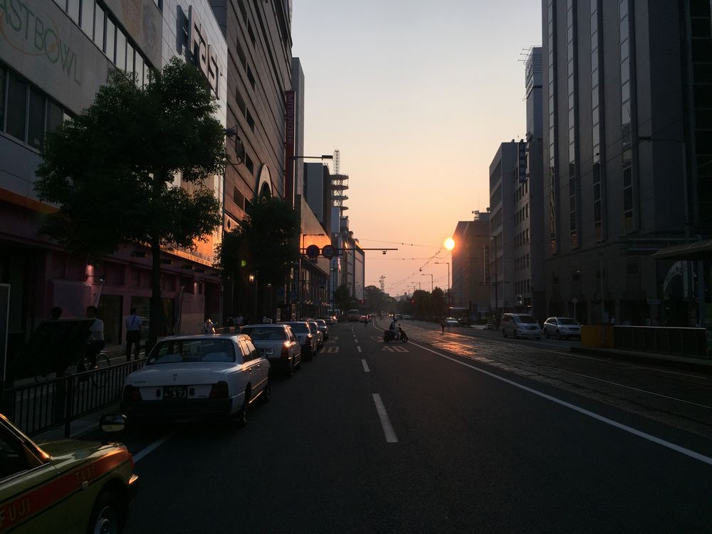 松山の夕暮れ