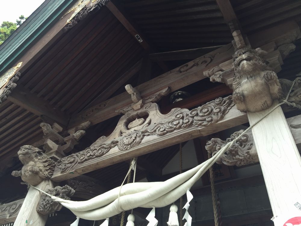 太平山三吉神社の社殿2