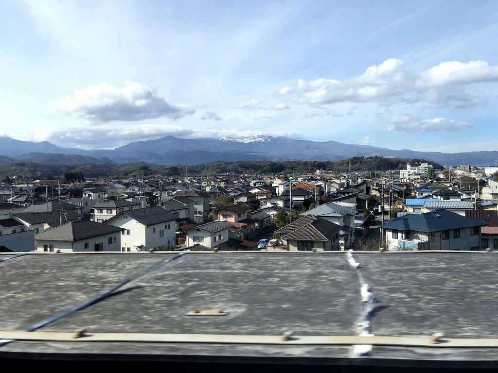こまち17号から吾妻連峰