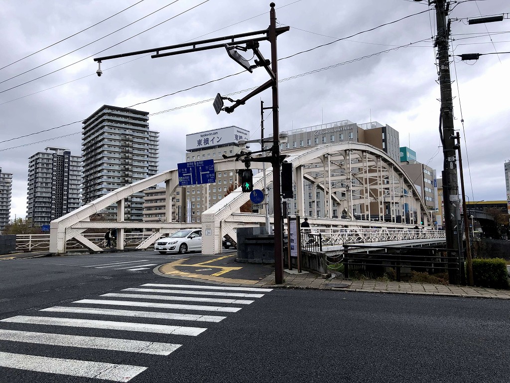 北上川に架かる開運橋1