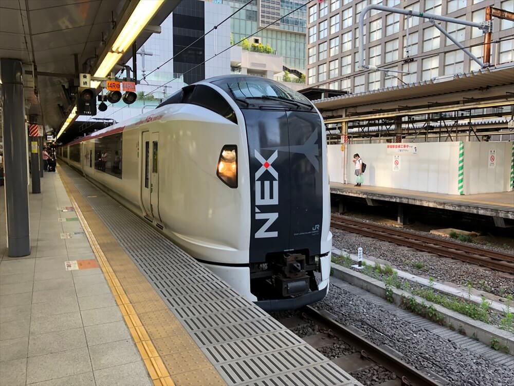 新宿駅の成田エクスプレス