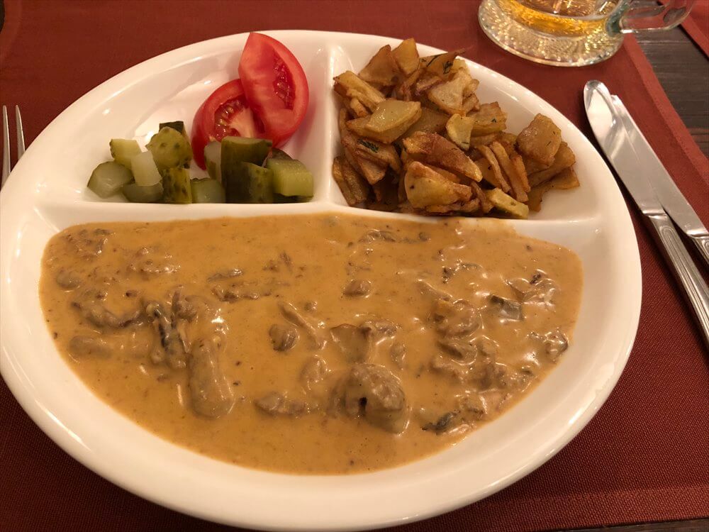 キテシュ＝グラドのビーフストロガノフ
