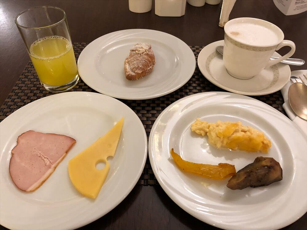 モスクワ マリオット ロイヤル オーロラ ホテルの朝食（2日目）