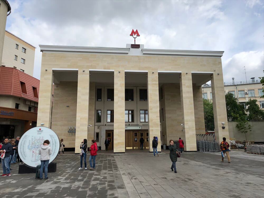 Sportivnaya駅舎