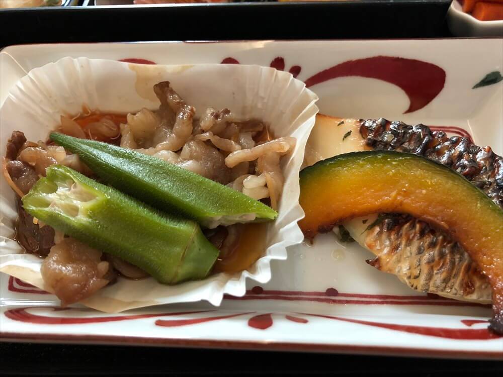 JAL422便ビジネスクラスの機内食（和食）2