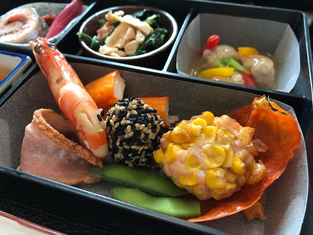 JAL422便ビジネスクラスの機内食（和食）3