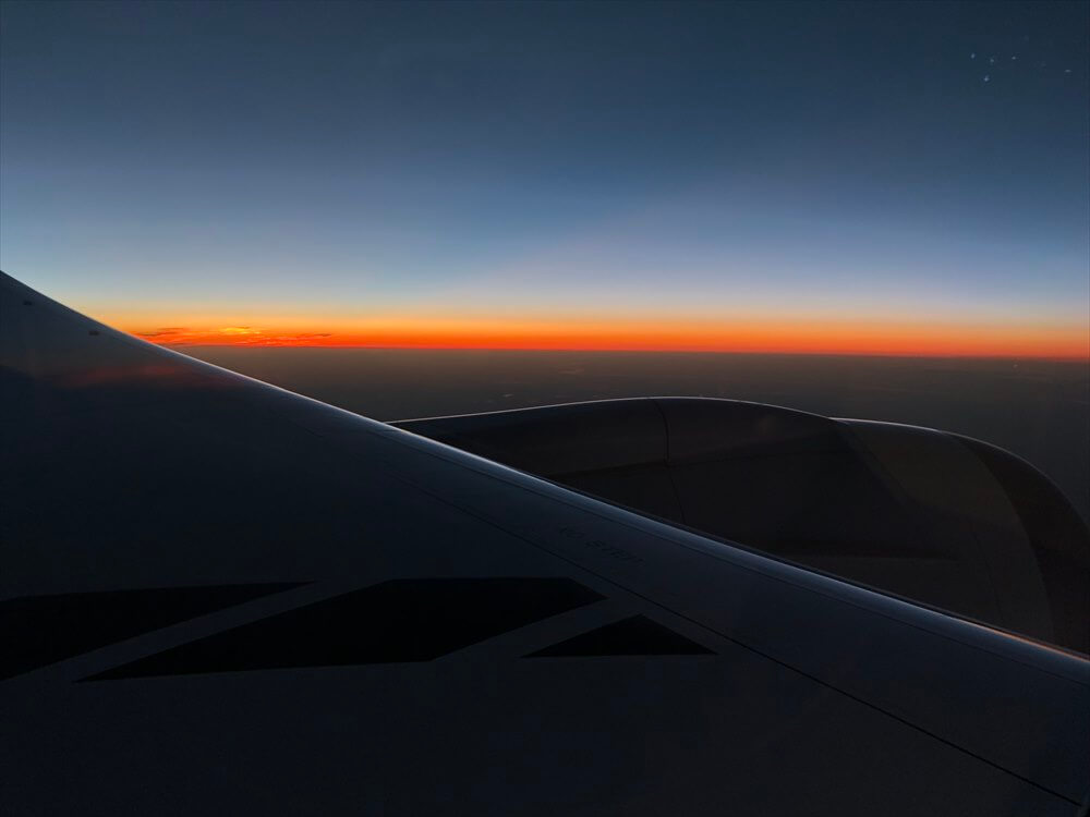 JAL422便ビジネスクラスから見た夕焼け