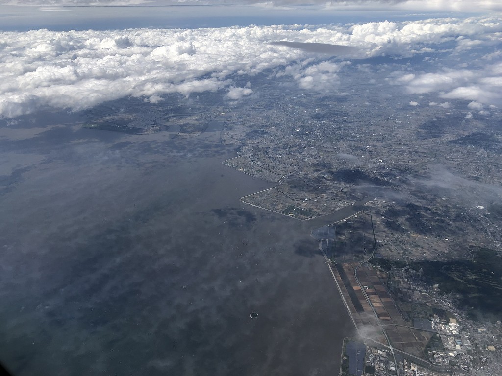 長崎空港から離陸するANA666便