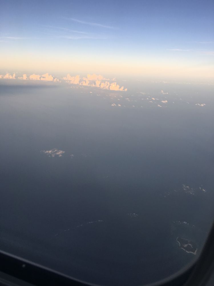 ANA474便から見た那覇の海