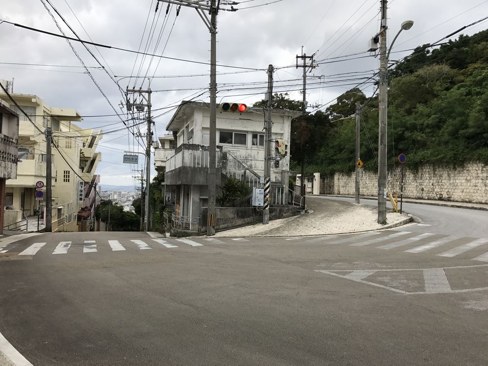 赤マルソウ通りの急傾斜1