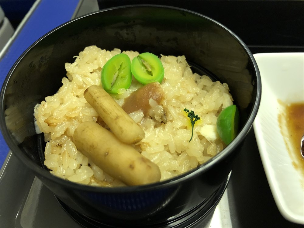 ANA474便（那覇-羽田）のプレミアムクラスのPREMIUM GOZEN3