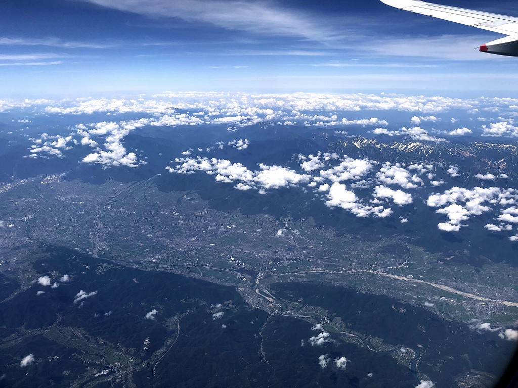 ANA747便から見えた松本盆地2