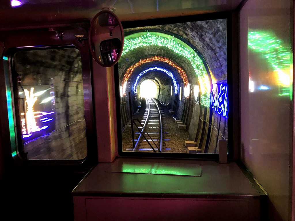 のと鉄道のトンネルのライトアップ