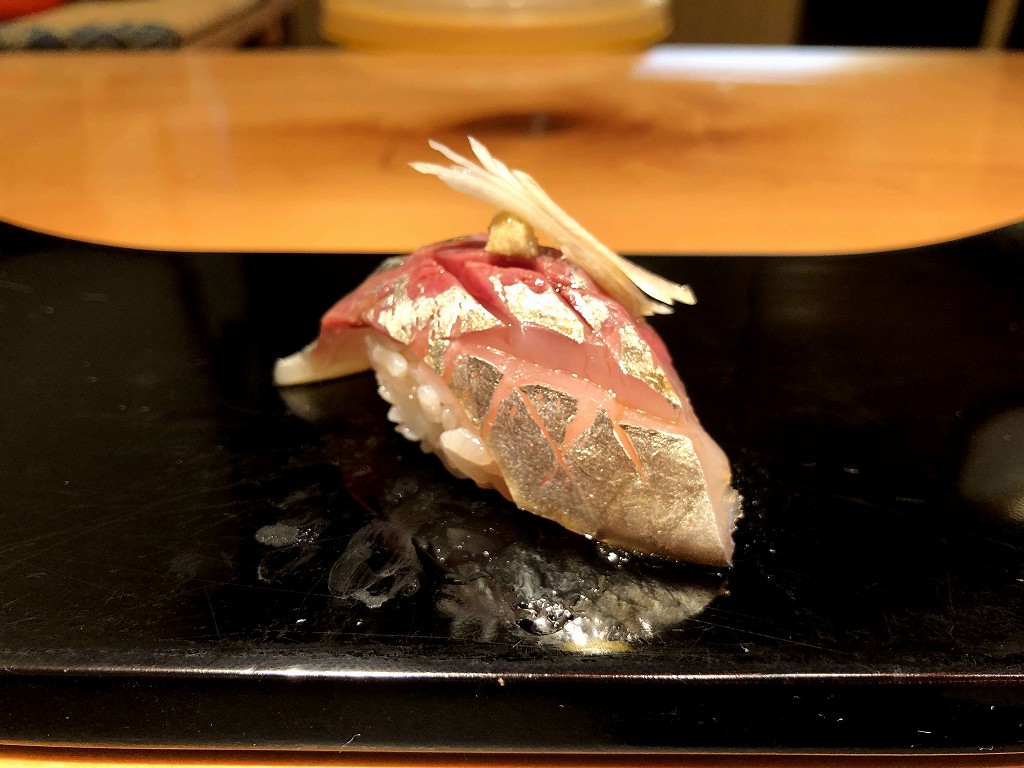 七尾の幸寿しのアジ