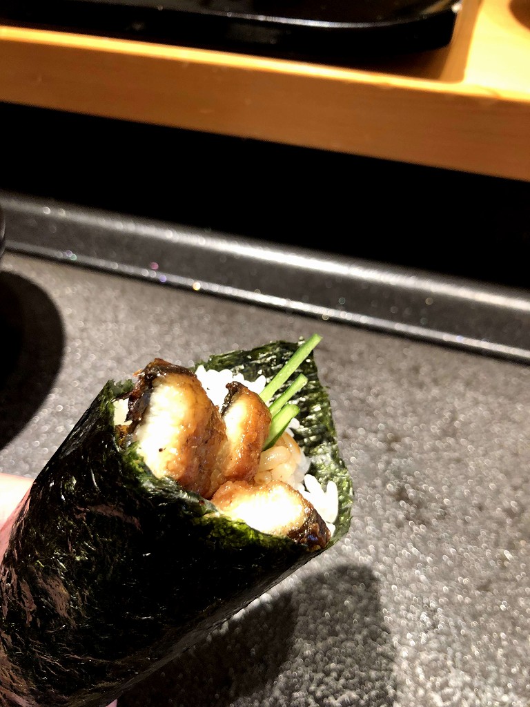 七尾の幸寿しの鰻キュウ巻き