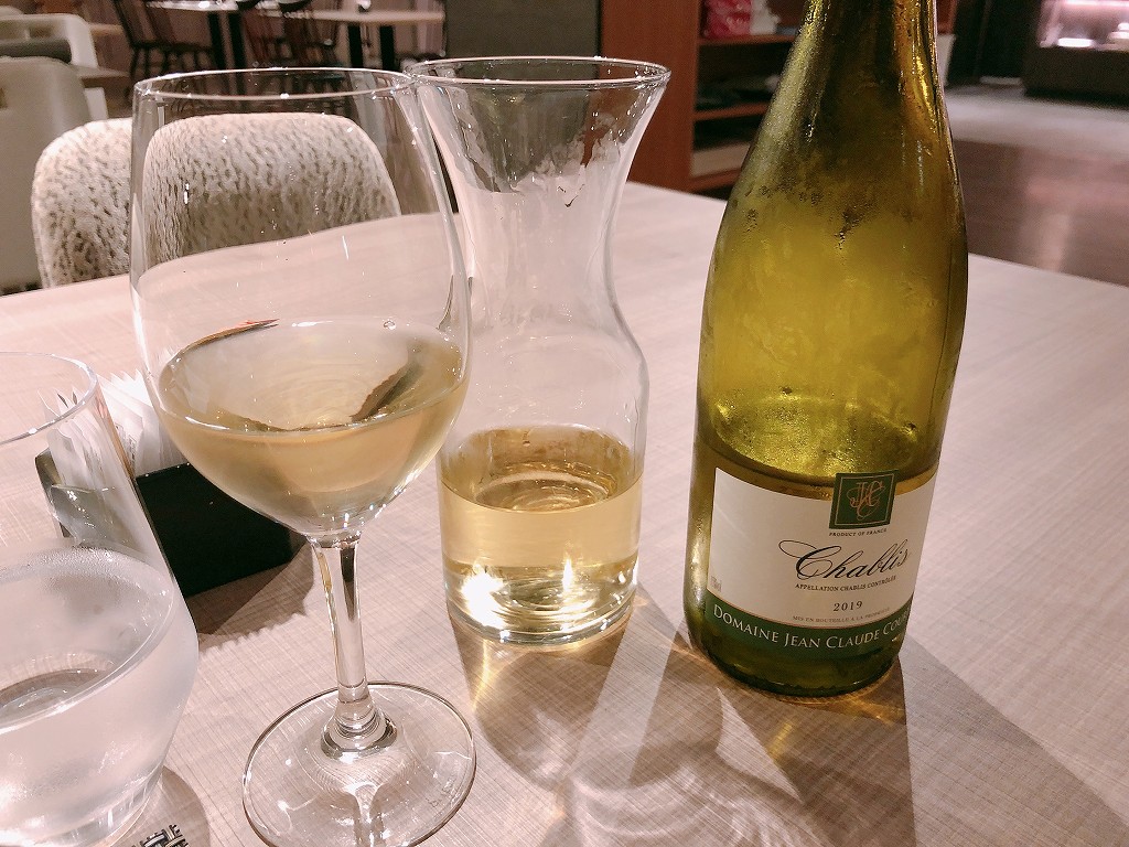 南紀白浜マリオットホテルの「Grill ＆ Dining G」の白ワイン