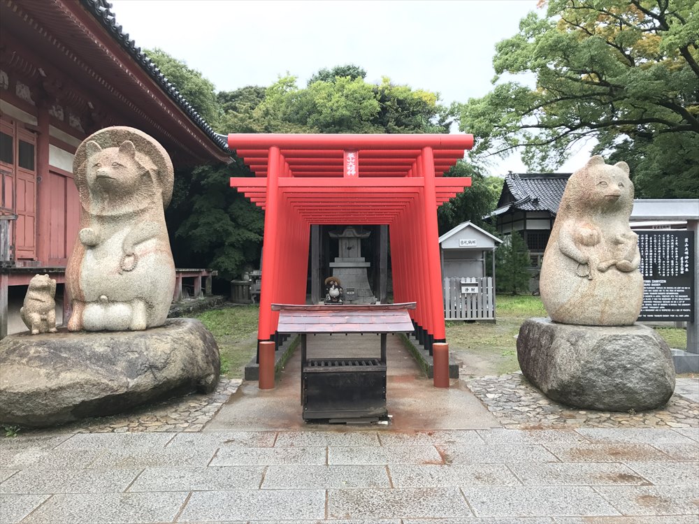 屋島寺の蓑山大明神