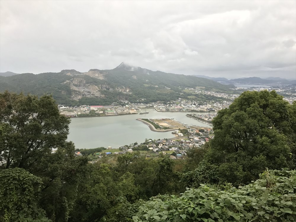 屋島寺の蓑山大明神