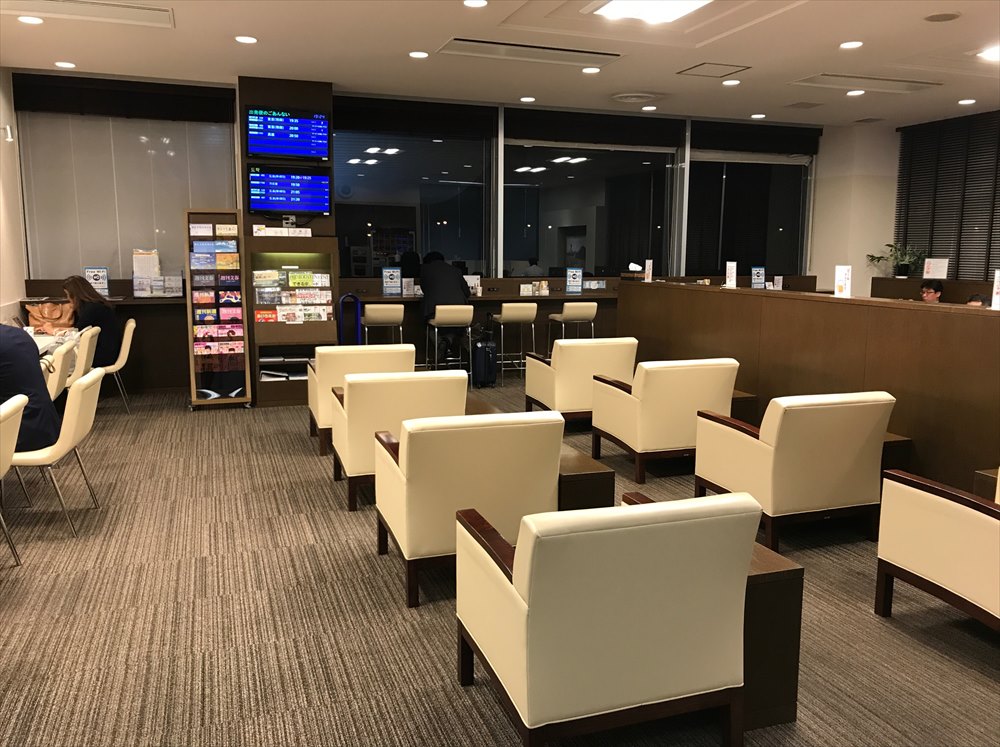 ラウンジ讃岐の内部