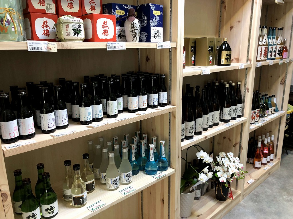 奈良おたぬき堂の日本酒の取り揃え