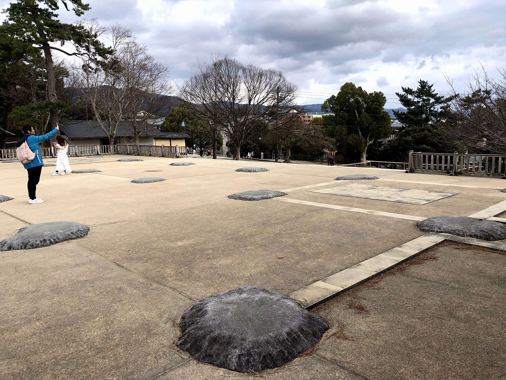 興福寺の南大門の礎石