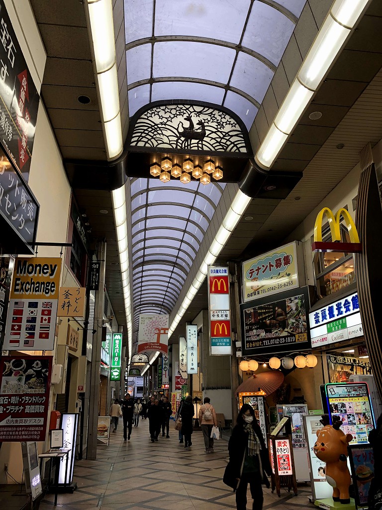 東向商店街のアーケード