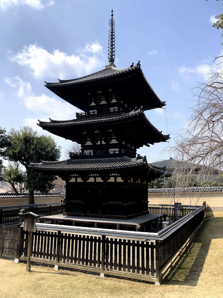 興福寺の三重塔1