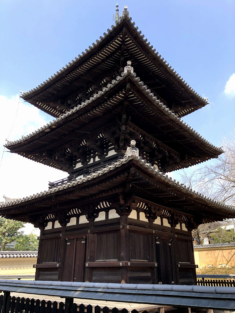 興福寺の三重塔2