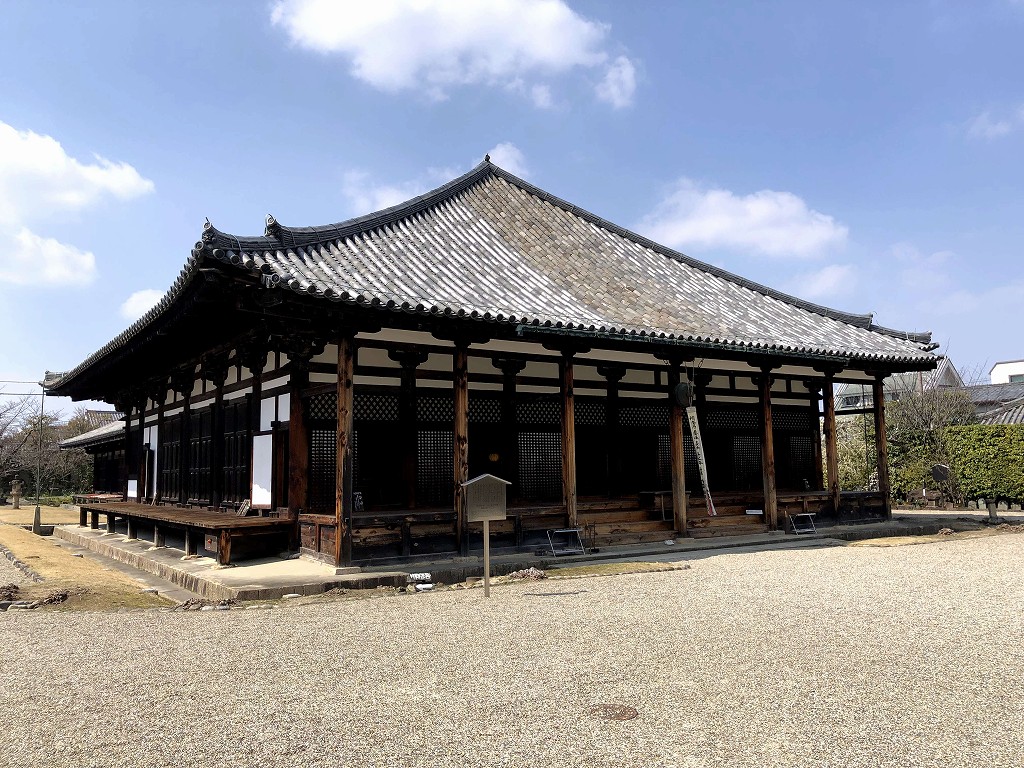 元興寺の極楽堂