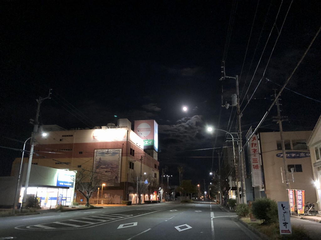 鳴門市の満月