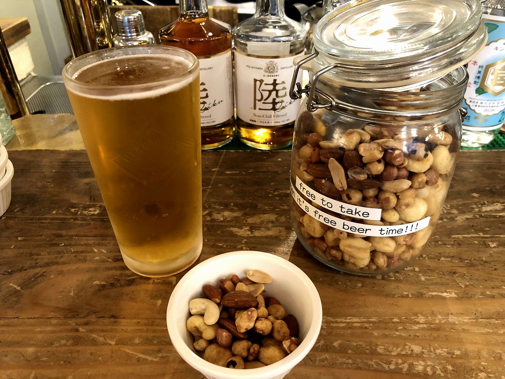 ホテルグラフィー根津のフリービールタイム