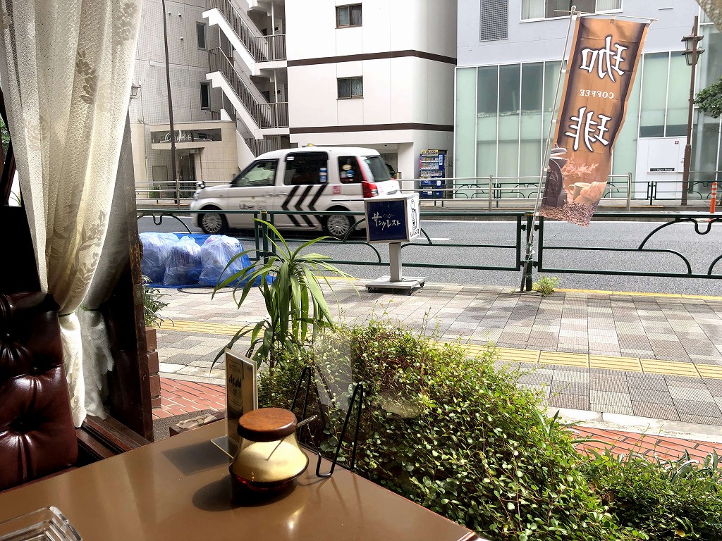 根津の喫茶店・サンクレストの外観